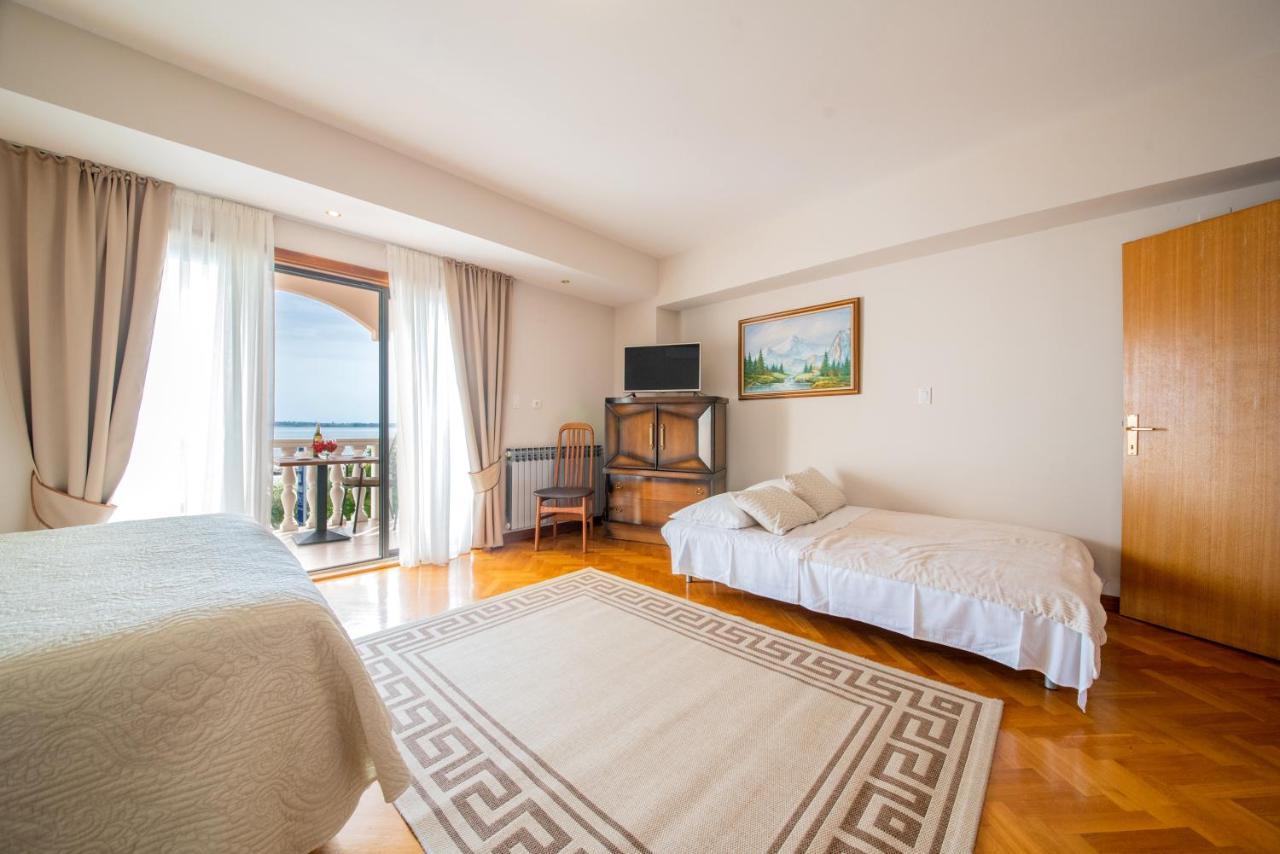 Apartments Melissa Врси Екстериор снимка