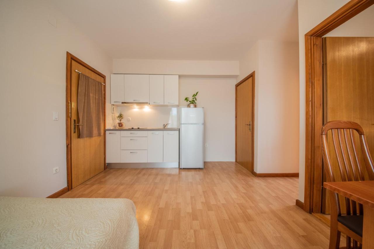 Apartments Melissa Врси Екстериор снимка