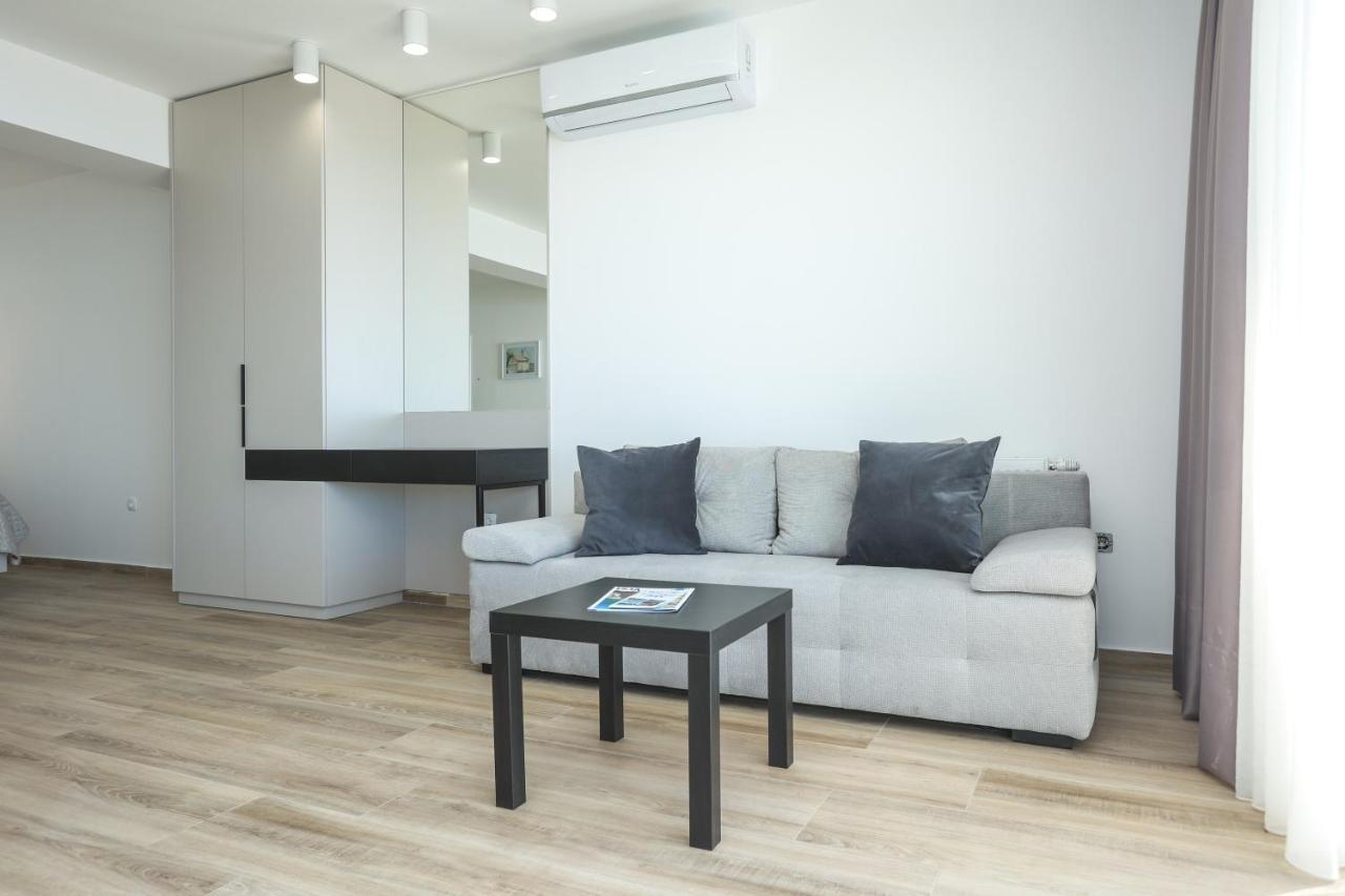Apartments Melissa Врси Екстериор снимка