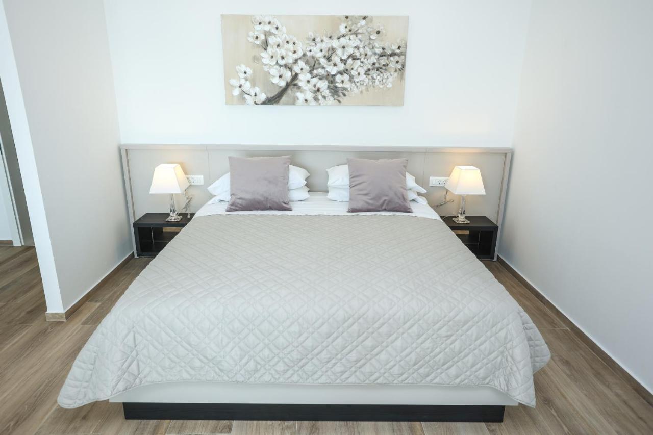 Apartments Melissa Врси Екстериор снимка