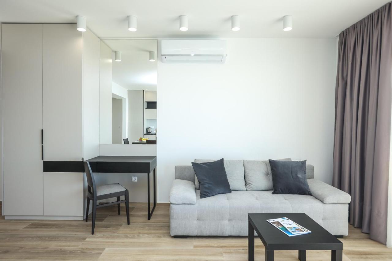 Apartments Melissa Врси Екстериор снимка