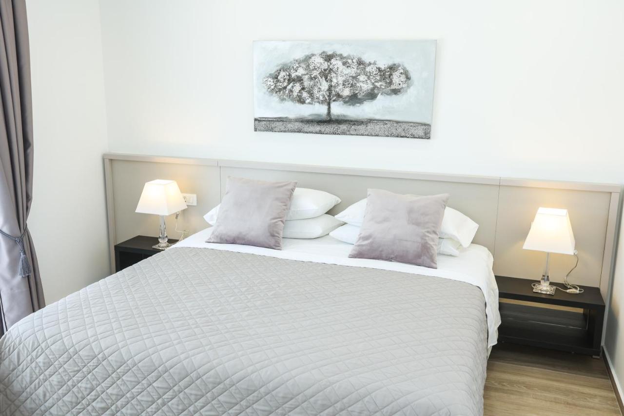 Apartments Melissa Врси Екстериор снимка